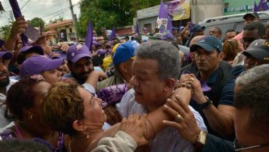 Photo of Leonel Fernández  recibe apoyo multitudinario en Los Alcarrizos