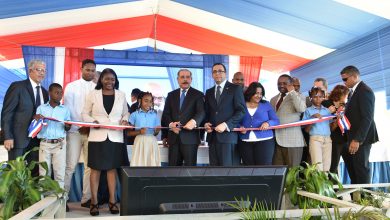 Photo of Presidente Medina entrega centro educativo en Villa Mella