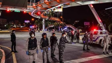 Photo of Policía  y Fuerzas Armadas detienen más de mil por violar toque de queda