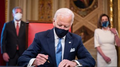 Photo of Biden ordena proteger a los “soñadores” y parar construcción muro con México