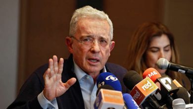 Photo of Expresidente Uribe afirma tras fallo favorable que se dedicará a «la libertad de Colombia»