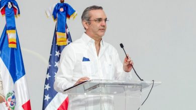 Photo of Cónsul de Ucrania pide ayuda al presidente Abinader para socorrer ucranianos varados en RD