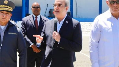 Photo of Abinader dice “el que no sienta fuego interior de mejorar el país no debe involucrarse en la Policía”