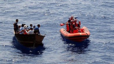 Photo of EEUU repatría a 65 haitianos interceptados en el mar, en plena crisis en el país caribeño