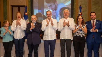 Photo of Poder Ejecutivo emite Decretos 194-24 y 195-24 que crea el “Santuario Marino Orlando Jorge Mera”.
