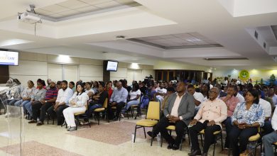 Photo of Concentran cientos de líderes comunitarios de Peravia, San Cristóbal y el DN en apoyo a la reelección de Luis  Abinader