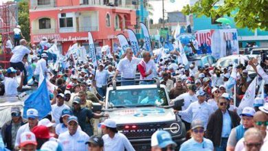 Photo of Abinader encabeza caravana en Santo Domingo Este