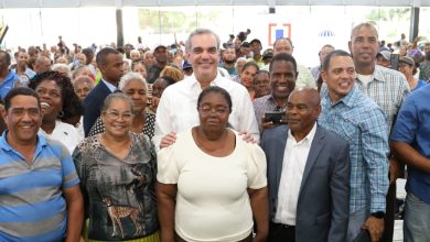 Photo of Abinader encabeza lanzamiento proyecto de titulación en Domingo Savio