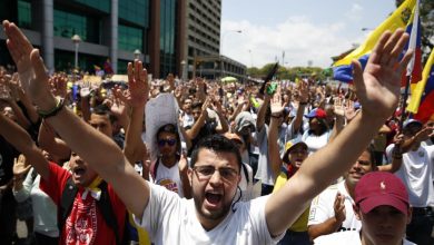 Photo of Sectores populares lideran protestas que cuestionan el triunfo de Maduro
