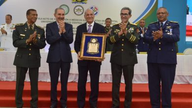 Photo of Se graduaron 147 médicos que cursaron residencias medicas en Hospitales Universitarios Docentes de las F.AA 