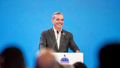 Photo of El presidente Luis Abinader lanza #LAencuesta en su canal de WhatsApp