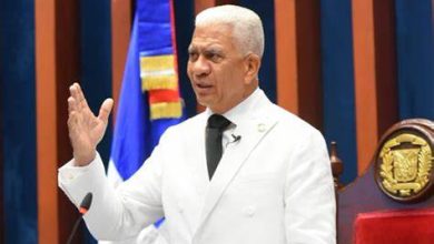 Photo of Senadores reconocen Ricardo de los Santos