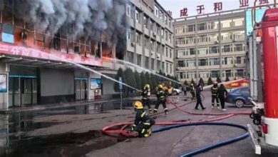 Photo of Al menos seis fallecidos en el incendio de una tienda en China