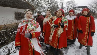 Photo of Los ucranianos buscan esperanza y unidad frente a Rusia en las tradiciones navideñas
