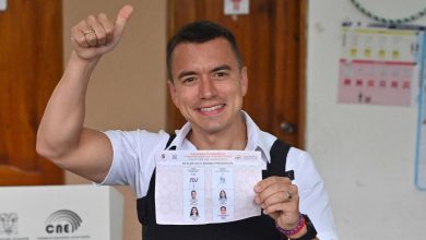 Photo of Noboa se impone en segunda vuelta de las elecciones de Ecuador