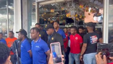Photo of Migración inspecciona tiendas y detiene a 92 haitianos indocumentados