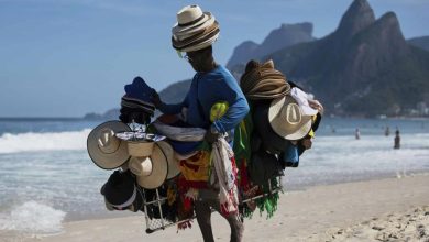 Photo of Alcalde de Río de Janeiro flexibiliza restricciones a la música en vivo en las playas tras protestas