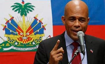 Photo of El Gobierno haitiano ordena congelar cuentas al expresidente Martelly y otras personas