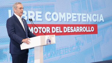 Photo of Abinader presenta avances históricos en libre competencia y destaca liderazgo regional de la República Dominicana