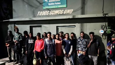 Photo of Ejército intercepta 42 migrantes haitianos que caminaban en zona rural de Montecristi evadiendo vigilancia militar