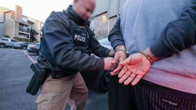 Photo of Alrededor de 300 migrantes detenidos en las redadas en Los Ángeles, según organizaciones