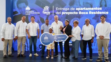 Photo of Abinader continúa transformando vidas de familias con entrega de 72 nuevos apartamentos en Boca Chica