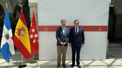 Photo of Ministro Víctor Bisonó y consejero de la Comunidad de Madrid, Miguel Ángel García, impulsan relaciones bilaterales