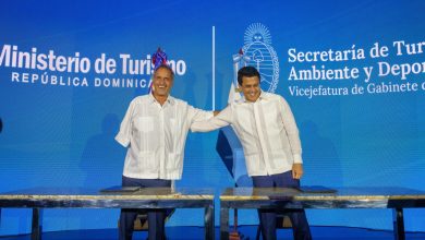 Photo of RD y Argentina firman acuerdo para fortalecer intercambio turístico