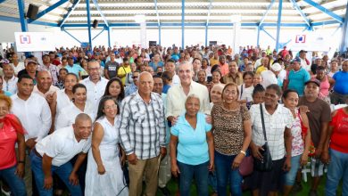 Photo of Abinader lanza programa de titulación que impactará  25,000 personas con la entrega de títulos