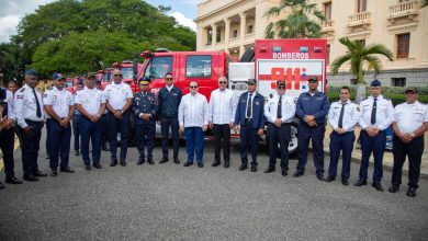 Photo of MINPRE y Sistema 911 entregan 12 camiones de bomberos para fortalecer respuesta a emergencias