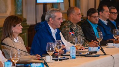 Photo of Presidente Abinader mantiene suspensión de labores y de docencia este jueves para el Gran Santo Domingo y provincias en alerta roja