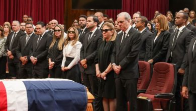 Photo of  Abinader asiste a honras fúnebres del dirigente político Vicente Sánchez Baret