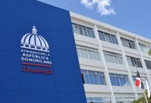 Photo of Misterio de Trabajo reitera feriado por Día de la Constitución se cambia para el lunes 10.