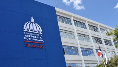 Photo of Misterio de Trabajo reitera feriado por Día de la Constitución se cambia para el lunes 10.