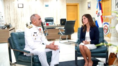 Photo of Embajadora de Estados Unidos, Leah F. Campos, se reúne con el presidente de la DNCD, vicealmirante Cabrera Ulloa