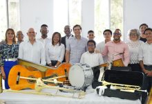 Photo of Ministerio de Cultura inicia en La Romana donación de instrumentos para fortalecer la formación artística