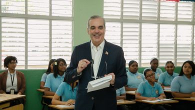 Photo of Abinader da seguimiento a la docencia de Moral, Cívica y Ética Ciudadana