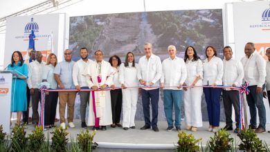 Photo of Abinader inaugura puente sobre río Viajama, el cual impactará más de 5,000 personas en municipio de Las Yayas, Azua