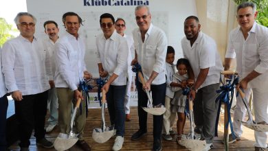 Photo of Abinader deja iniciados los trabajos del club de playa e inaugura muelle turístico del Atelón en isla Catalina