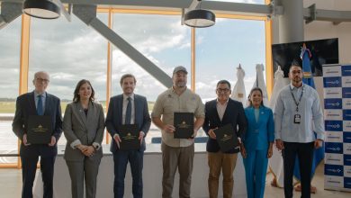 Photo of Medio Ambiente y Aerodom firman carta de intención para promover proyecto piloto de carbono azul