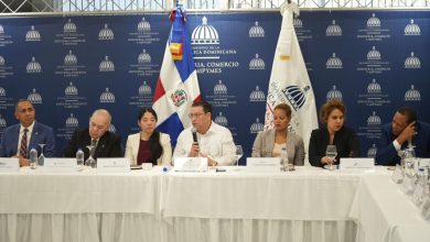Photo of Gobierno intensifica ofensiva contra el comercio ilícito en el país