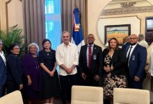 Photo of Presidente Luis Abinader se reúne con la directiva del Colegio Médico Dominicano (CMD)