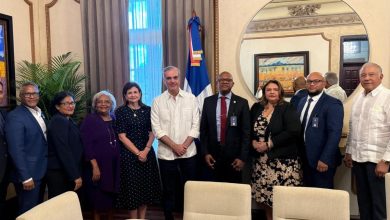 Photo of Presidente Luis Abinader se reúne con la directiva del Colegio Médico Dominicano (CMD)
