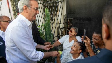 Photo of Abinader supervisa zonas vulnerables por lluvias y ordena solución definitiva a laguna en Los Platanitos