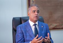 Photo of Ministro de Energía y Minas afirma que el impacto económico debe definir el futuro de la minería en el país