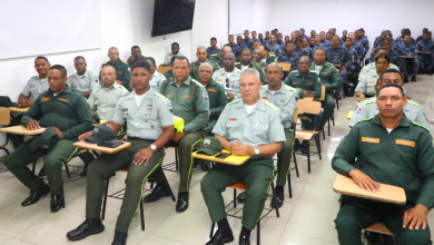 Photo of El Intrant capacita a agentes de la Digesett en normativa de cascos para motociclistas 