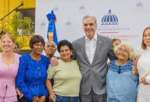 Photo of Presidente Abinader inicia entrega del Bono Madre 2026