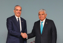 Photo of Presidente Abinader se reúne con su homólogo panameño, José Raúl Mulino