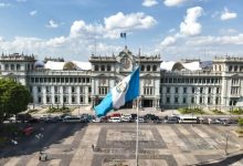 Photo of Guatemala admite presiones de EEUU en torno a las brigadas médicas cubanas
