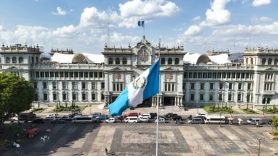 Photo of Guatemala admite presiones de EEUU en torno a las brigadas médicas cubanas
